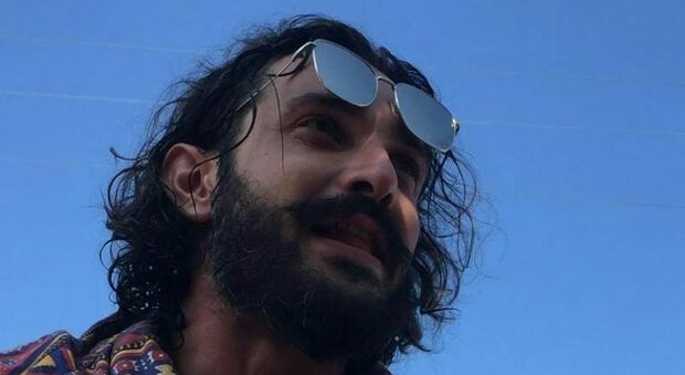 Torino, ciclista investito da una volante: chi era Francesco Convertini, il dolore per la morte del designer