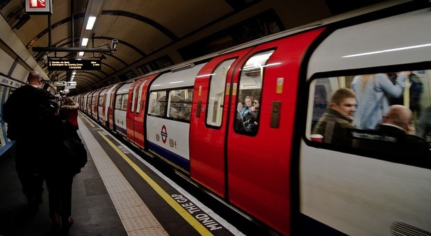 Londra, polveri sottili nella metro. «Possono depositarsi nel sangue», lo studio dell'Università di Cambridge