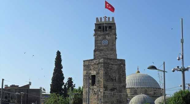 La Turchia cambia fuso orario: dal 30 ottobre gli orologi segneranno l'ora della Mecca