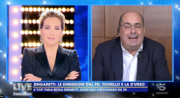 Barbara D'Urso a Zingaretti: «Mi sento in colpa». Lui: «Dimissioni irrevocabili. Salvini? Non faccia il furbo»