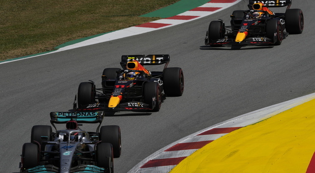Formula 1, pagelle del GP di Spagna: fortunato successo di Verstappen. Ritiro per Leclerc, quarto posto per Sainz Jr.