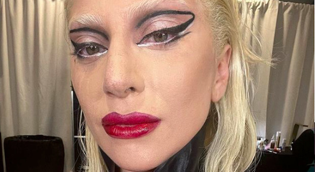 Lady Gaga in lacrime alla fine del concerto. Poi posta il video: «Ecco cos'è successo»