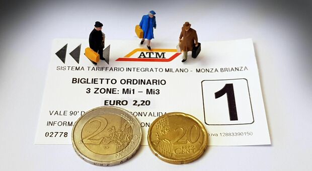 Milano, da oggi via al ritocco delle tariffe Atm fra le polemiche: il ticket aumenta a 2,20 euro