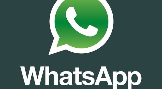WhatsApp festeggia il miliardo di utenti: ora l'integrazione con Facebook