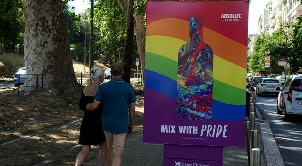 Milano Pride 2022: gli eventi dall'1 al 3 luglio. La parata nelle strade dopo due anni, show all'Arco della Pace