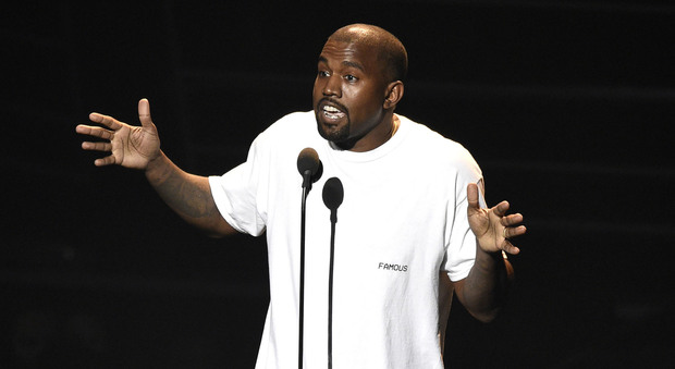 Kanye West ricoverato d'urgenza: ha un "esaurimento psicotico"