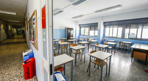 Scuola, a Roma oggi niente Dad per sciopero. Prof e studenti: «No al rientro, è insicuro»