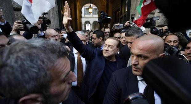 Avvenire: "L'assoluzione di Berlusconi non cancella il rilievo morale del caso Ruby"