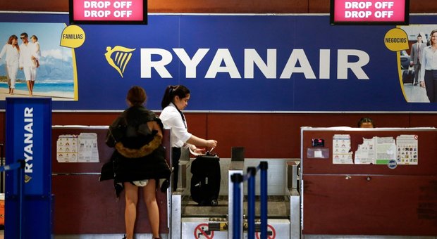 Ryanair, sono 132 i voli cancellati per lo sciopero: disagi negli aeroporti, ecco la situazione
