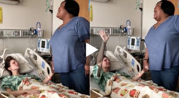 Scopre di avere un cancro alla 22esima settimana di gravidanza, l'infermiera le canta una preghiera