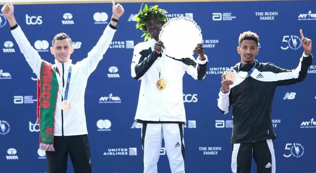 Maratona di New York: vince il keniano Korir, l'Italia torna sul podio grazie al bronzo di Eyob Faniel
