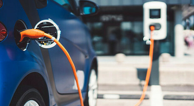 Ecobonus per le auto elettriche: il sì del governo al rifinanziamento