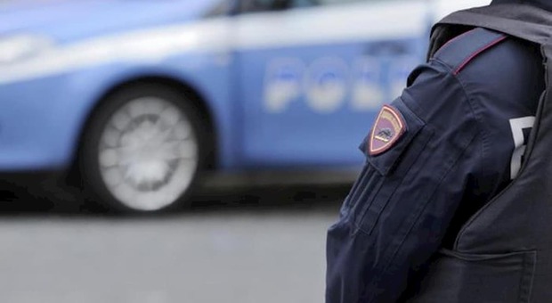 Milano, tentano un furto in appartamento con un 12enne al seguito: arrestate due donne