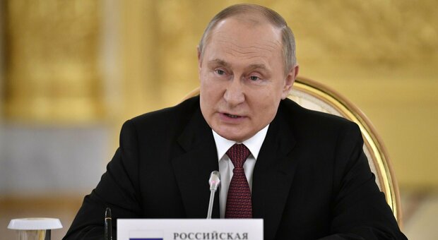 L'ex capo dei servizi inglesi: «Putin cadrà entro il 2023, poi sarà ricoverato»