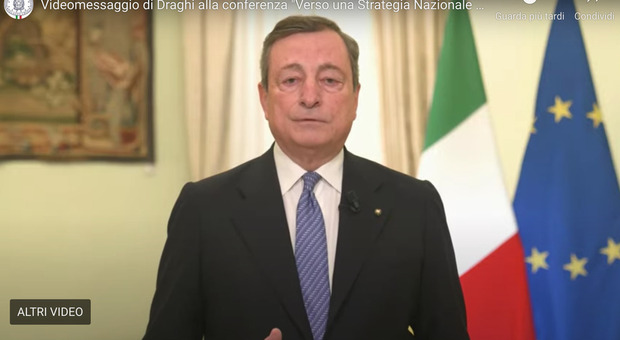 Mario Draghi: «L'emergenza peggiora, compito del governo salvaguardare con ogni mezzo la vita degli italiani. Recovery opportunità per le donne» IL VIDEO