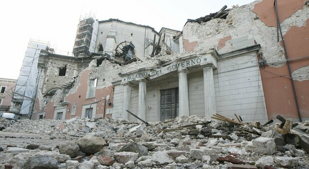 Il terremoto a L'Aquila e la sentenza choc: «Concorso di colpa chiesto dallo Stato». Il ricorso parte in salita