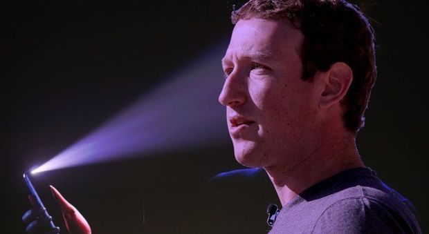 Facebook, riconoscimento facciale facoltativo: le novità della normativa europea sulla privacy