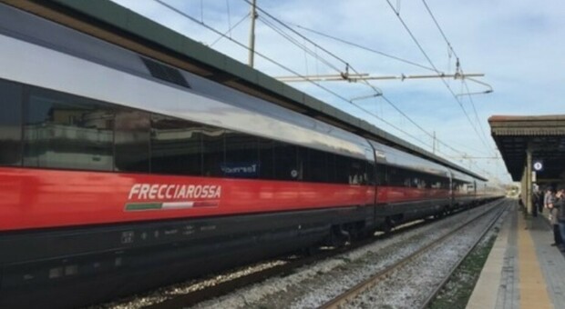 Elezioni 2022, sconti sui treni per i fuori sede: ecco le tariffe agevolate per Trenitalia e Italo