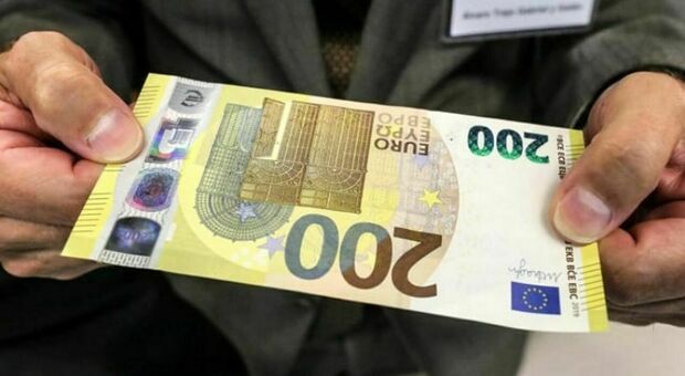 Bonus 200 euro, qualcuno dovrà restituirlo: ecco a chi non spetta e perché