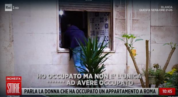 Case occupate, Storie Italiane: «Dietro c'è un'organizzazione». Un'abusiva: «Un giorno mi scuserò»