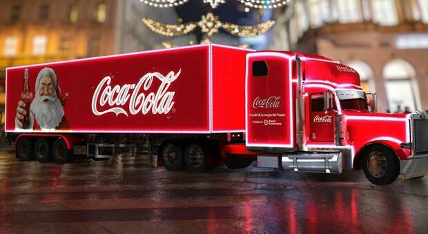 Torna il camion di Natale della Coca Cola dopo lo stop per la pandemia