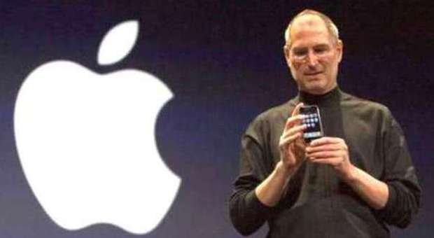 Apple, New York Times attacca Steve Jobs: "Oggi sarebbe in galera?"