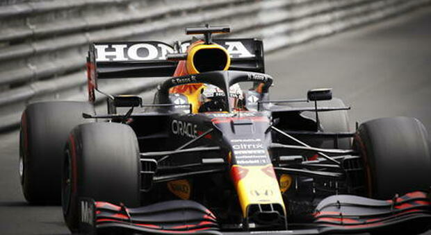 Formula 1, le pagelle del Gran Premio di Monaco: Leclerc non parte, Verstappen ringrazia e vince. Sainz Jr. secondo e in crescita