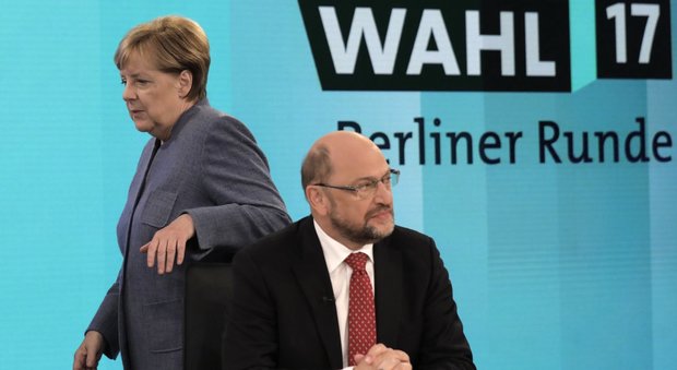 Germania, Schulz rinuncia al ministero degli Esteri nel governo Merkel: «Basta parlare di nomine»