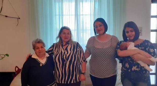 Filomena diventa nonna a 34 anni: è la più giovane di tutta la Puglia