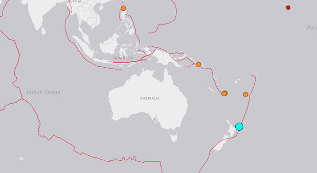 Terremoto di magnitudo 6,9, allarme tsunami in Nuova Zelanda. La protezione civile: «Allontanatevi dalla costa»