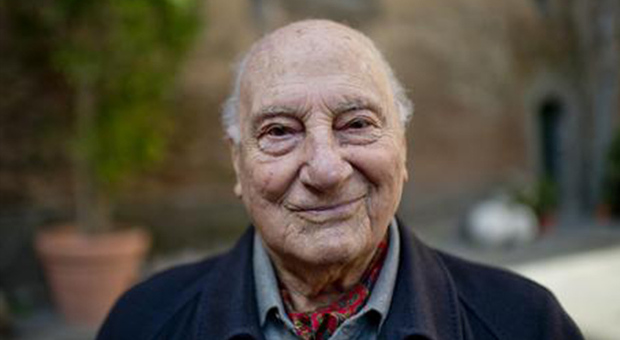 Addio a Raffaele La Capria, lo scrittore con Napoli nell'anima: aveva 99 anni