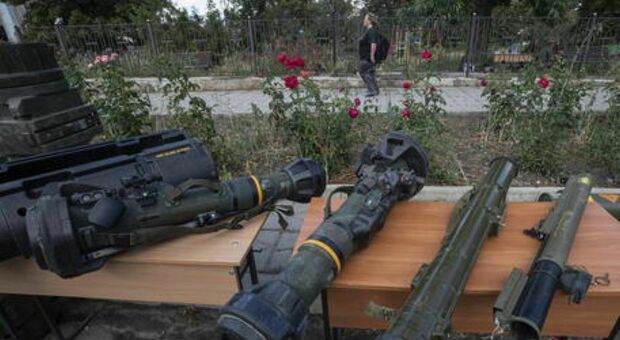 Allarme spie russe in tutti i Paesi dell’Ue: «Infiltrati e 007 di Putin cercano le armi destinate a Kiev»