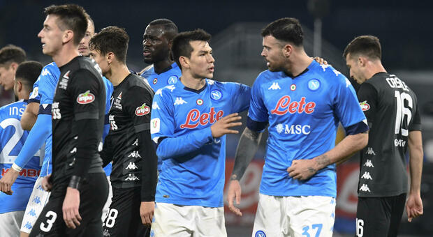 Napoli ai quarti, ma che fatica: 3-2 all’Empoli, decide Petagna