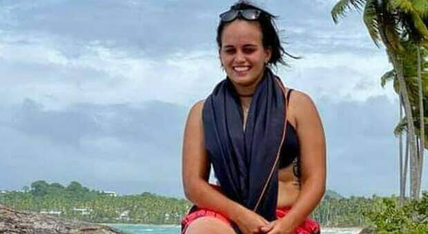 Angelica, 18 anni, muore a Santo Domingo: era in moto con il suo fidanzato. Sono stati travolti da un pirata