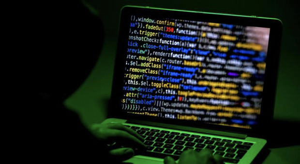 Attacco hacker al Comune di Palermo: diffusi nel dark web i dati rubati. «Domani ne pubblicheremo altri»
