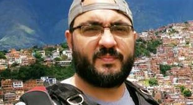 Venezuela, rilasciato il giornalista italiano arrestato: liberi anche i suoi due colleghi