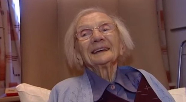 Jessie compie 109 anni, la più anziana di Scozia: ​"Vi spiego il segreto per vivere più a lungo"