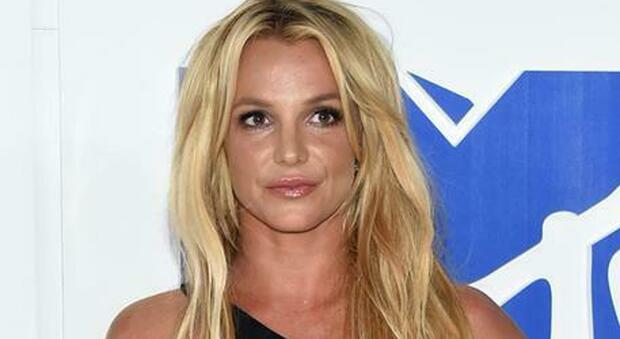Britney Spears accusa il padre di estorsione: «Mi ha chiesto due milioni di dollari»