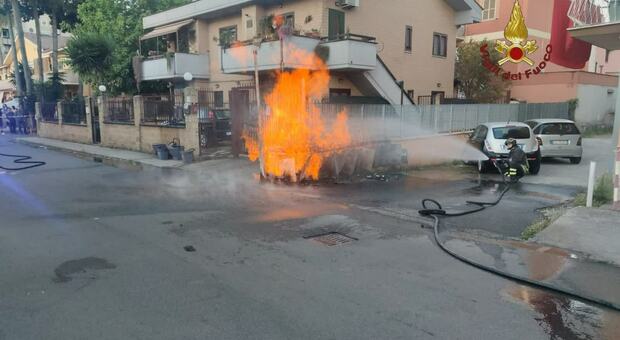 Roma, fuga di gas con esplosioni in due palazzine a Tor Vergata: evacuate dieci famiglie Foto