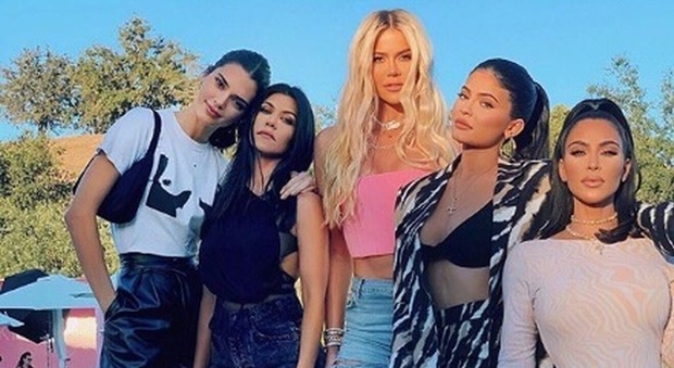 Le Kardashian: da lunedì sbarca su Sky il reality cult più famoso e longevo della tv con Kim Kardashian West e le sue sorelle