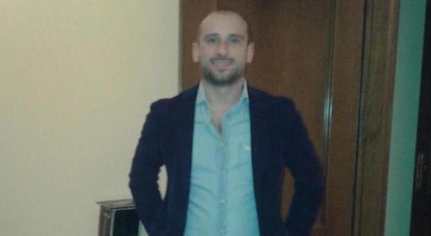 Alessandro Sandrini, bresciano rapito in Turchia: spunta un video, «minacciato da due uomini col mitra»