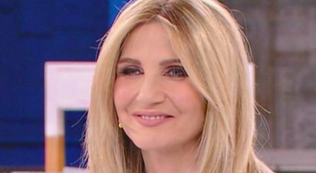 Lorella Cuccarini a Verissimo, la sorpresa commovente: «Mi ha cambiato la vita, così mi ammazzi»