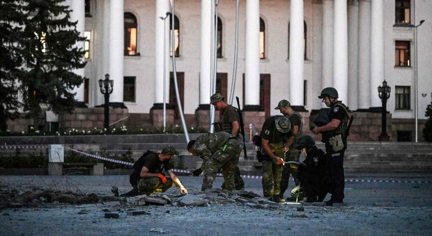 Guerra in Ucraina Kiev respinge attacchi di Mosca. Rilasciata la giornalista no-war Ovsiannikova