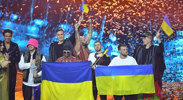 Eurovision 2022, trionfa la Kalush Orchestra: «Questa vittoria è per tutti gli ucraini. Aiutate Mariupol»