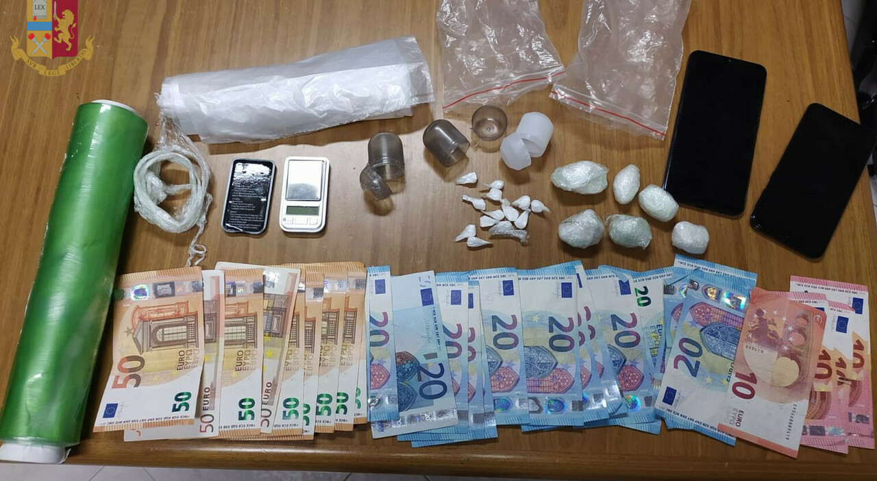 Roma, donna arrestata per spaccio: trovato con oltre 100 gr di cocaina