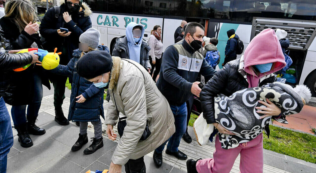 Profughi ucraini, Firenze stila il vademecum per l'accoglienza: ecco cosa fare
