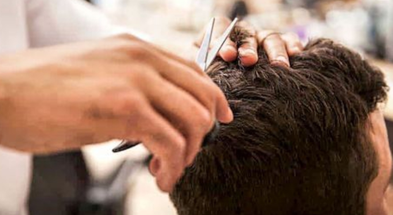 Photo of Casualties boom of hairdressers in Spain.  How is it transmitted and what are its symptoms