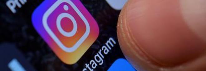 Instagram down, «non carica foto e stories»: anche WhatsApp e Facebook a singhiozzo