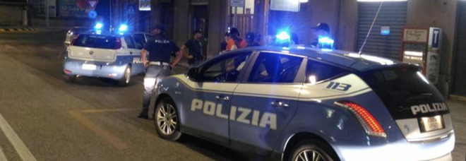 Torino, festa abusiva a pagamento con 200 persone: nei guai un peruviano senza licenza