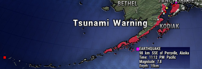 Terremoto fortissimo in Alaska, scossa di 7.8: è allerta tsunami